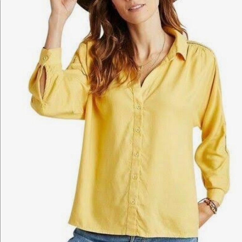Cloth & Stone button down yellow blouse size large
